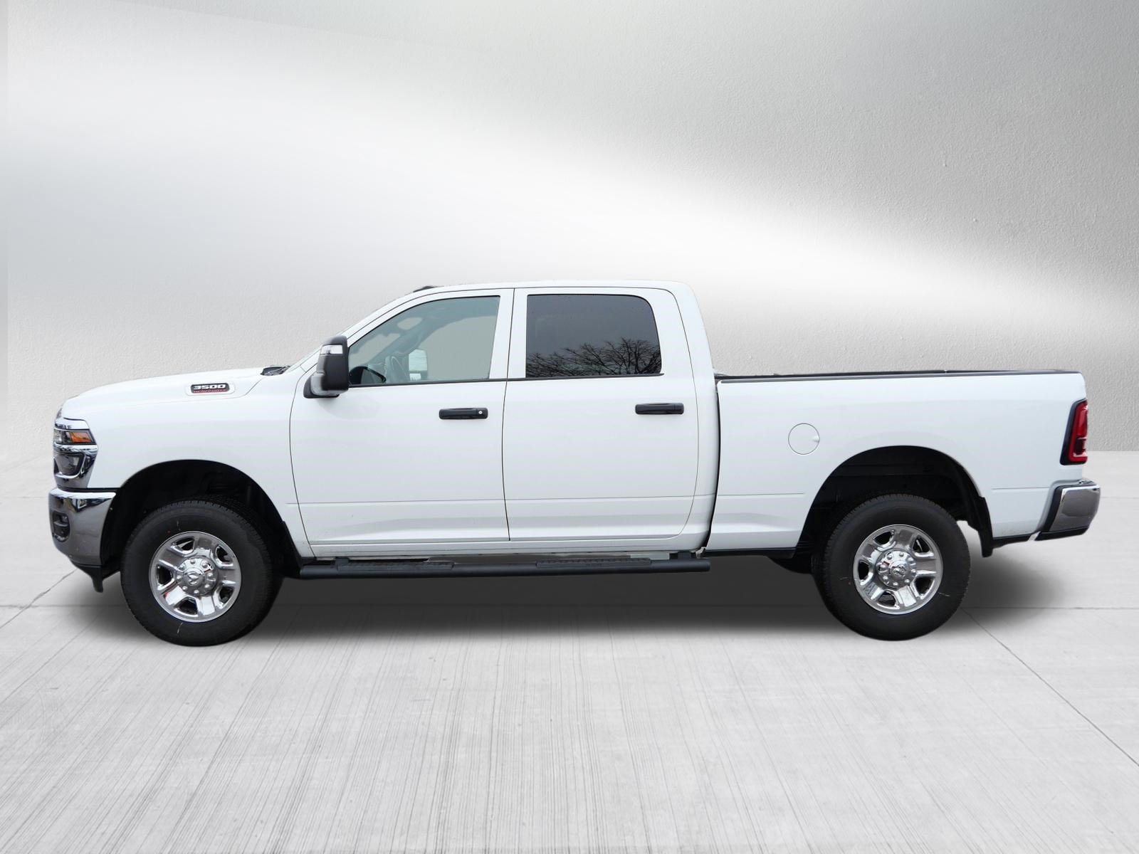 Used 2026 RAM 3500 Tradesman AWD/4WD image 4