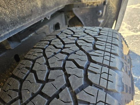 Used 2024 Chevrolet Silverado 1500 RST w/ Convenience Package II image 40