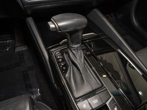 Used 2017 Kia Cadenza Technology image 17