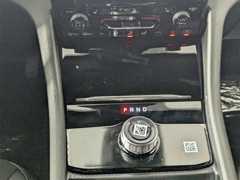 New 2025 Jeep Grand Cherokee Altitude image 21