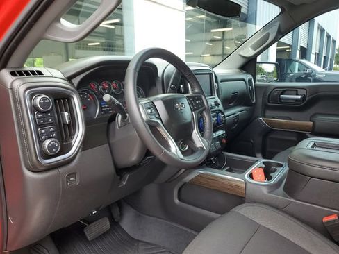 Used 2021 Chevrolet Silverado 1500 LT Trail Boss w/ Bed Protection Package AWD/4WD image 21
