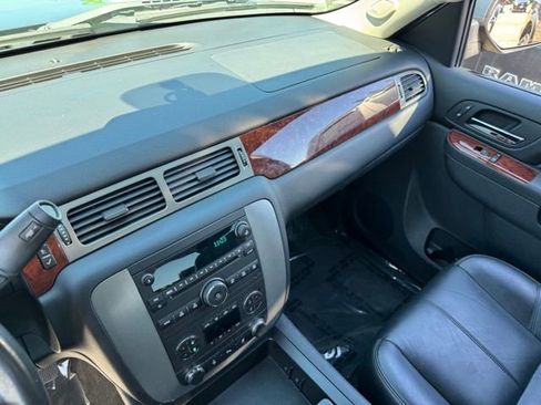 Used 2012 GMC Sierra 1500 SLT w/ SLT Convenience Package AWD/4WD image 18
