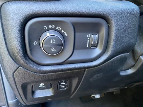 Used 2021 RAM 1500 Big Horn AWD/4WD image 58