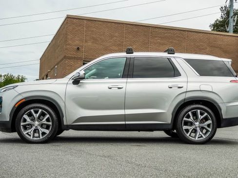 Used 2022 Hyundai Palisade SEL w/ Premium Package FWD image 10