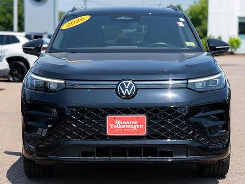 Used 2026 Volkswagen Tiguan SE R-Line w/ Tiguan Adventure Package AWD/4WD image 7