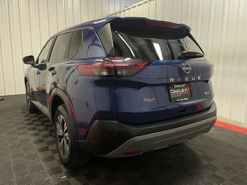Used 2023 Nissan Rogue SV image 11