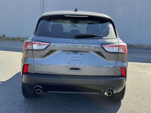 Used 2022 Ford Escape SE w/ SE Sport Appearance Package image 21