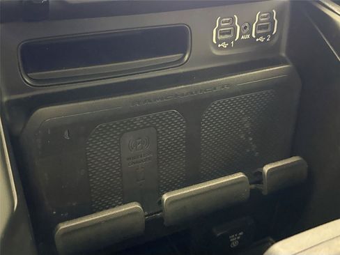Used 2023 RAM 1500 Laramie AWD/4WD image 27