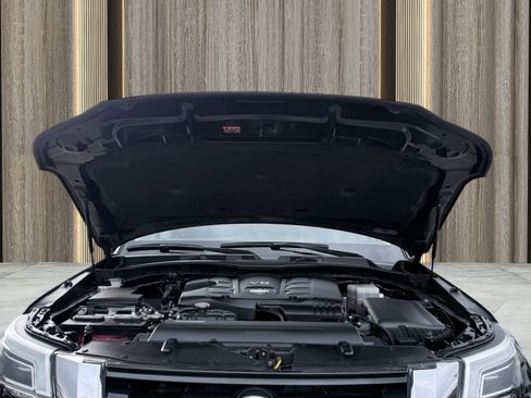 Used 2021 Nissan Armada SV w/ SV Appearance Package image 20