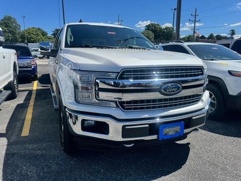 Used 2019 Ford F150 Lariat w/ Equipment Group 502A Luxury AWD/4WD image 2