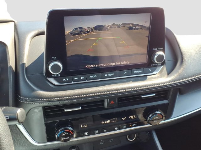 Used 2024 Nissan Rogue SV AWD/4WD image 14
