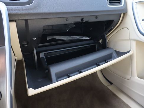 Used 2015 Volvo S60 T5 Premier image 37