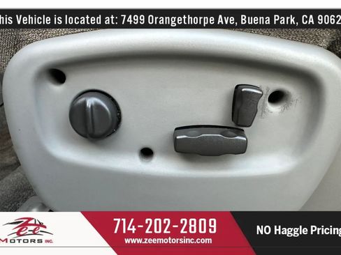Used 2004 GMC Envoy SLE w/ Preferred Equipment Group RWD image 34