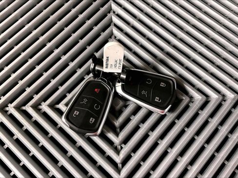 Used 2024 Cadillac XT6 Sport w/ LPO, ONYX Package AWD/4WD image 11