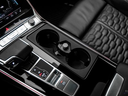 Used 2024 Audi RS 7 Performance w/ Executive Package image 54