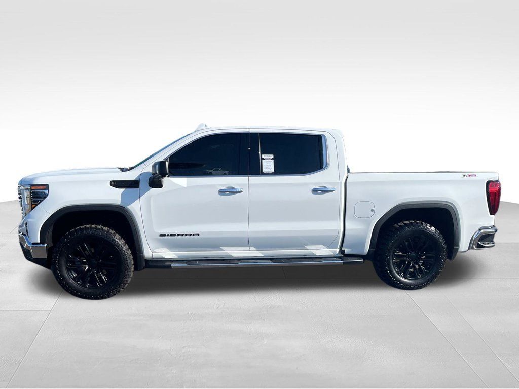 Used 2024 GMC Sierra 1500 SLT w/ SLT Premium Plus Package AWD/4WD image 2