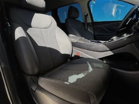 Used 2021 Hyundai Santa Fe SEL image 9