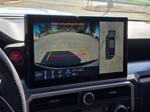 Certified 2025 Toyota Tacoma TRD Sport AWD/4WD image 25