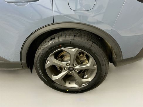 Used 2025 Ford Escape ST-Line Select AWD/4WD image 11