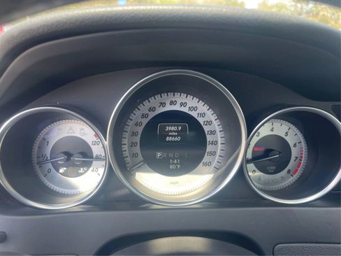 Used 2014 Mercedes-Benz C 250 Sedan image 17