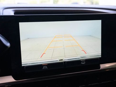 Used 2022 GMC Sierra 1500 Elevation RWD image 32