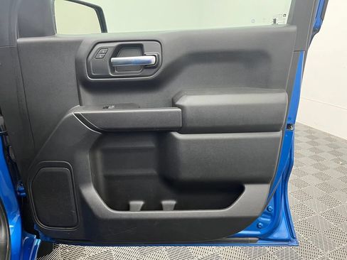 Used 2022 Chevrolet Silverado 1500 Custom AWD/4WD image 36