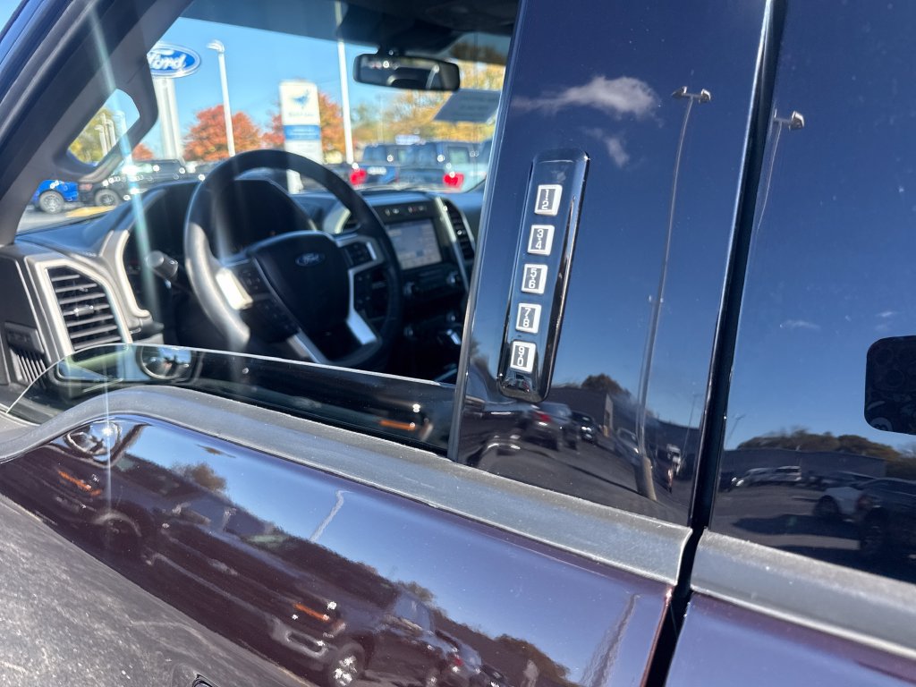 Used 2018 Ford F150 Lariat w/ Equipment Group 502A Luxury AWD/4WD image 14
