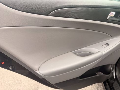 Used 2013 Hyundai Sonata GLS w/ Popular Equipment Pkg FWD image 9