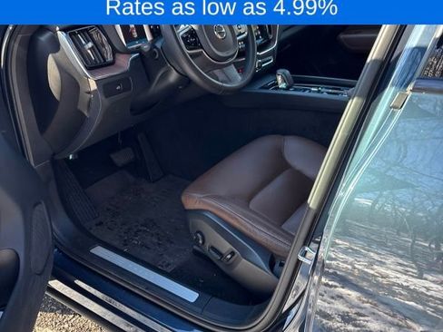 Certified 2023 Volvo XC60 B5 Plus w/ Climate Package image 3