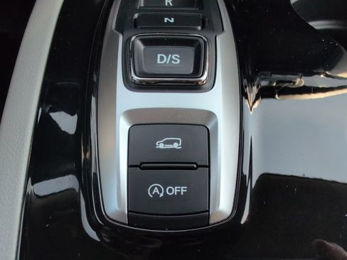 Used 2021 Honda Pilot Touring image 27