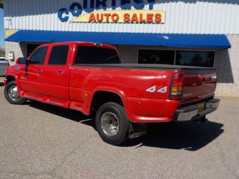 Used 2005 GMC Sierra 3500 SLE w/ Heavy-Duty Power Package image 5