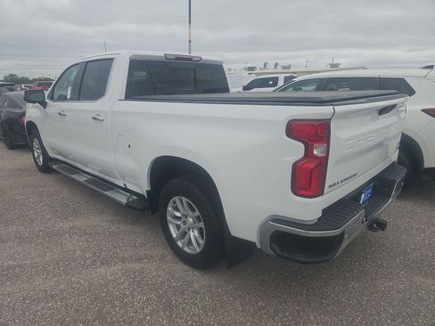 Used 2020 Chevrolet Silverado 1500 LTZ w/ LTZ Convenience Package AWD/4WD image 7