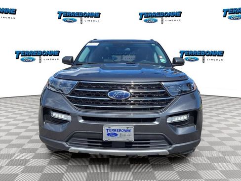 Certified 2020 Ford Explorer XLT w/ Equipment Group 202A RWD image 2