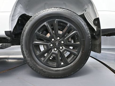 Used 2025 Ford F150 Platinum AWD/4WD image 13