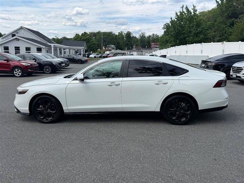 Used 2023 Honda Accord LX image 5