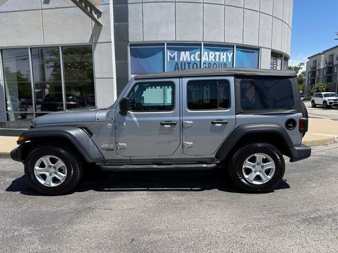 Used 2020 Jeep Wrangler Unlimited Sport S AWD/4WD image 2