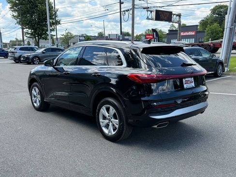 Used 2025 Audi Q5 Premium w/ Convenience Package AWD/4WD image 4