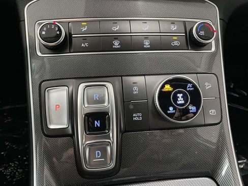 Used 2023 Hyundai Santa Fe SE image 39