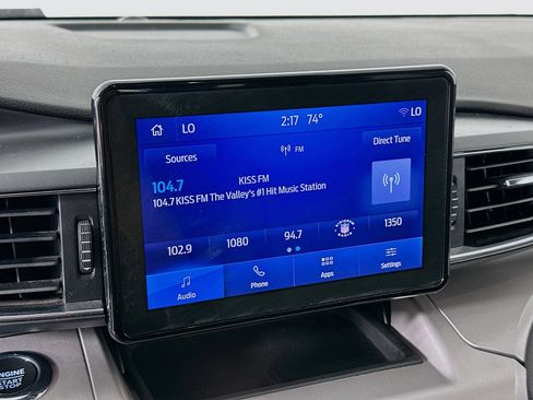 Used 2024 Ford Explorer XLT w/ Equipment Group 202A image 21