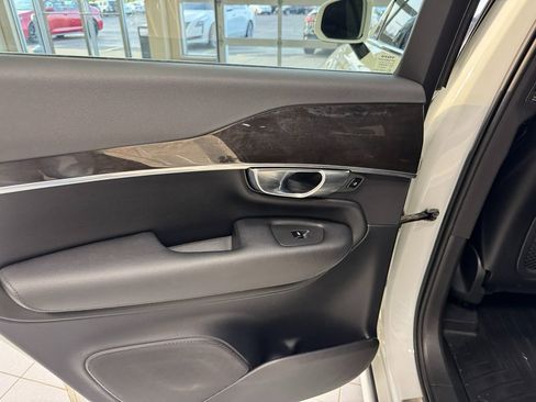 Used 2018 Volvo XC90 T5 Momentum w/ Convenience Package image 42