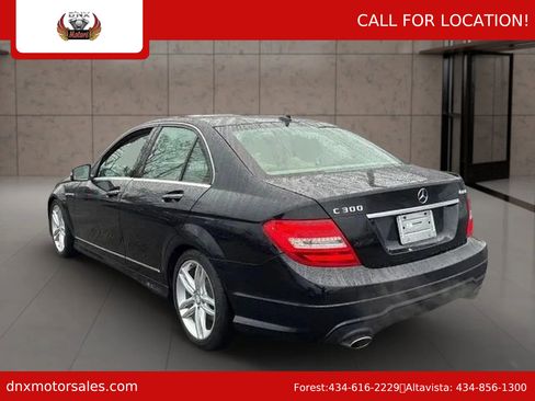 Used 2012 Mercedes-Benz C 300 C 300 4MATIC Luxury Sedan 4D image 5
