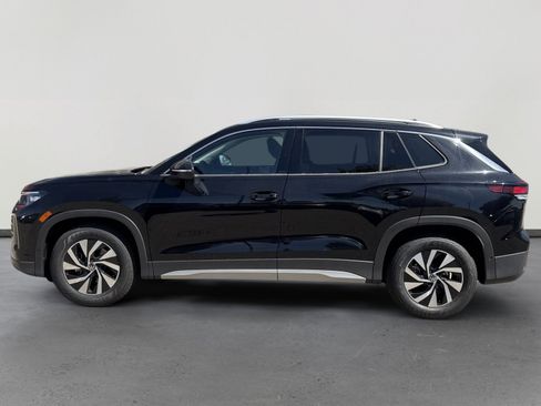 New 2026 Volkswagen Tiguan S FWD image 3
