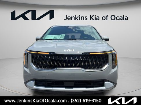 New 2026 Kia Carnival EX FWD image 8