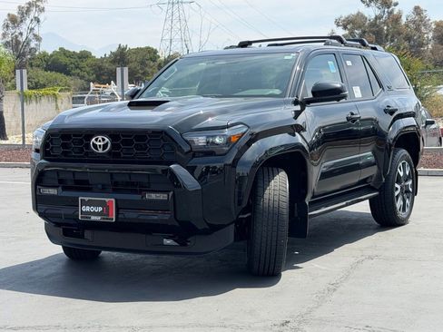 New 2026 Toyota 4Runner TRD Sport Premium AWD/4WD image 4