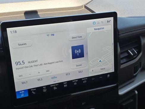 Used 2024 Ford Expedition XLT image 32