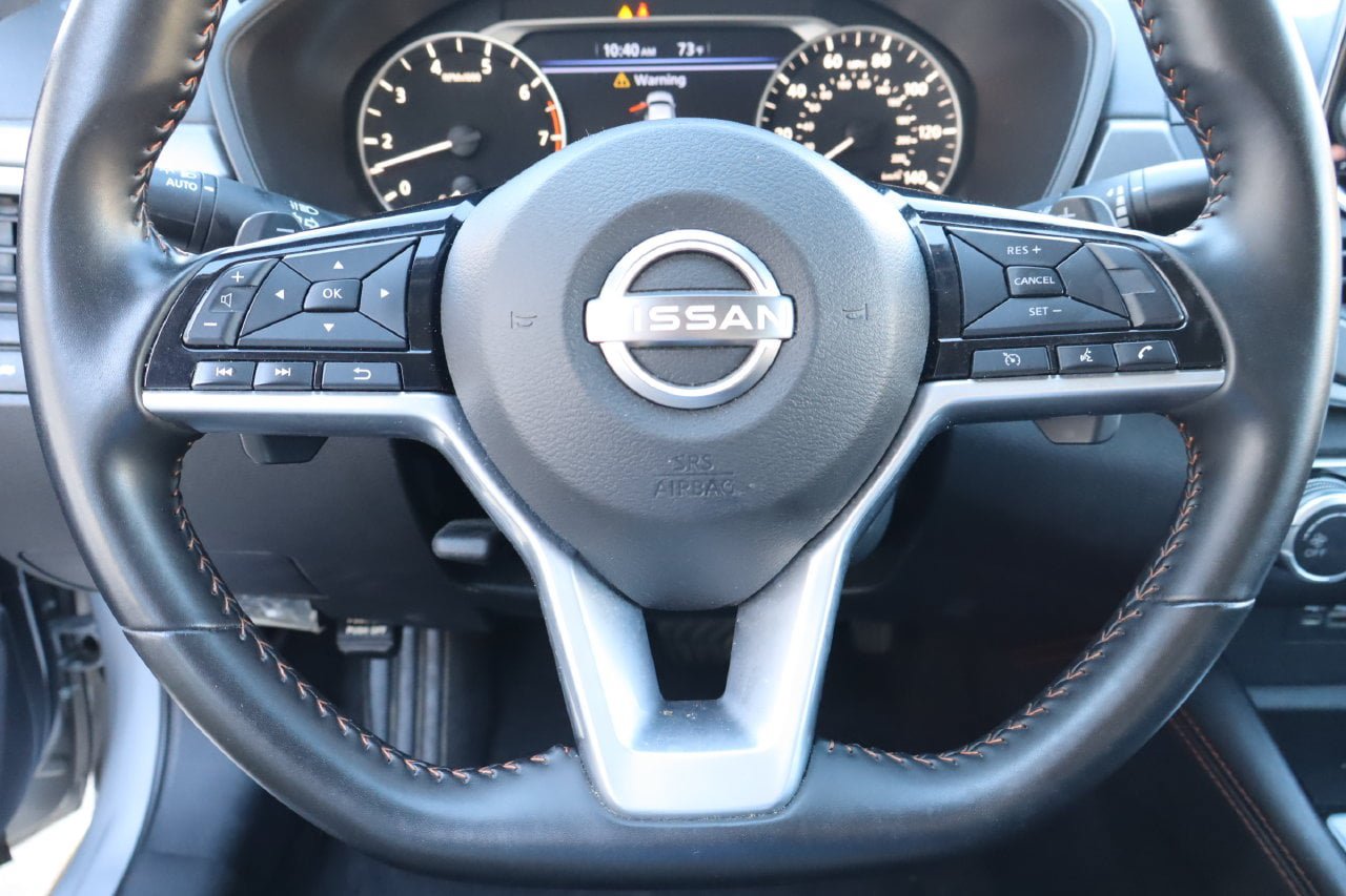 Used 2025 Nissan Altima 2.5 SR FWD image 11