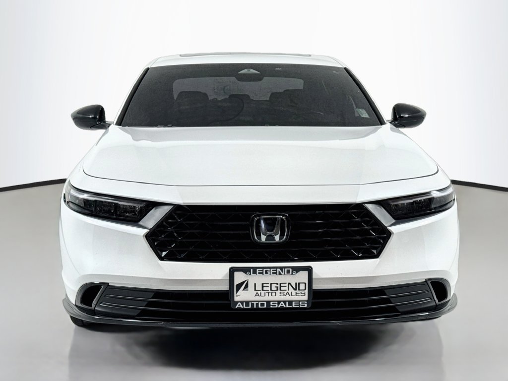 Used 2024 Honda Accord Sport image 3