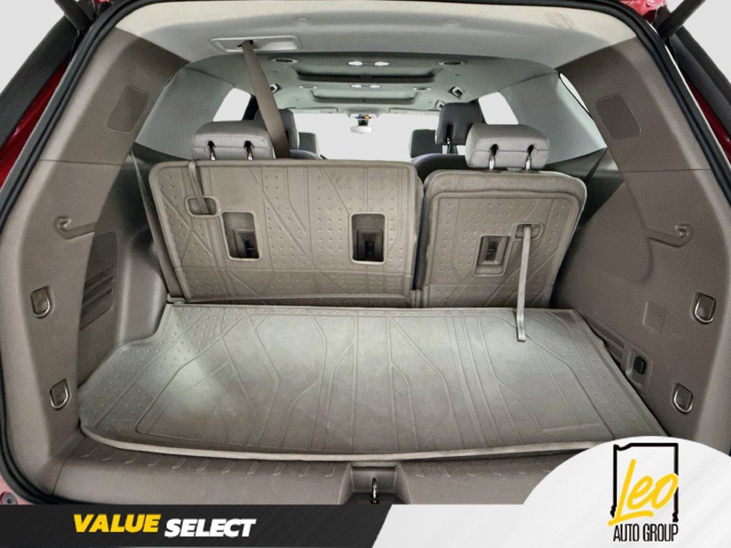 Used 2018 Chevrolet Traverse LT AWD/4WD image 30