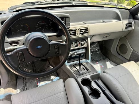 Used 1989 Ford Mustang LX RWD image 19
