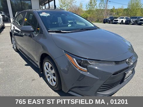 Used 2026 Toyota Corolla LE FWD image 14